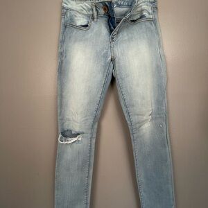 American Eagle Outfitters Light Wash Super Stretch Jeans